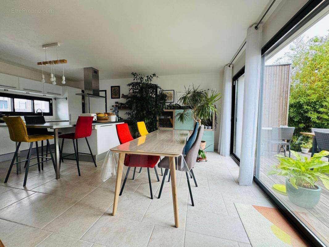 Maison à LA ROCHELLE