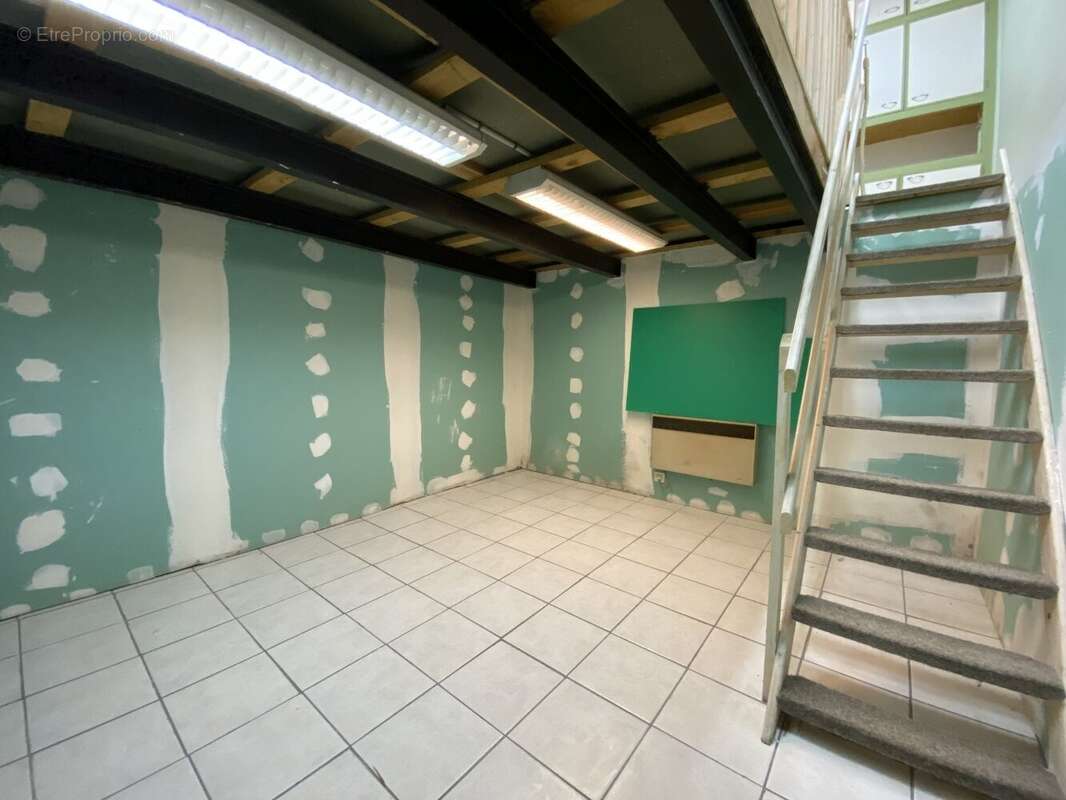 Local commercial SAINT AUBIN - photo 5