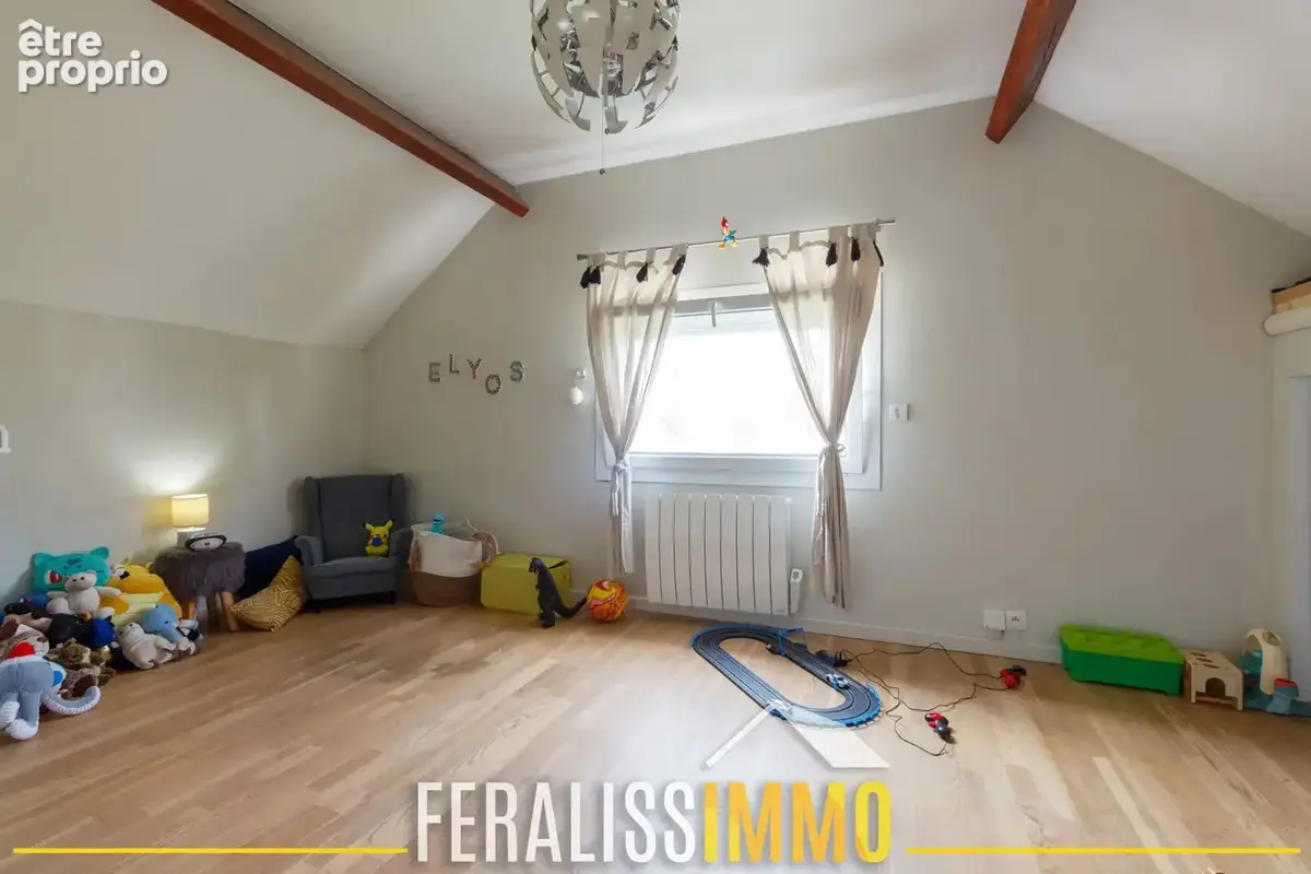 Agréable maison familiale sur sous sol total - photo 16