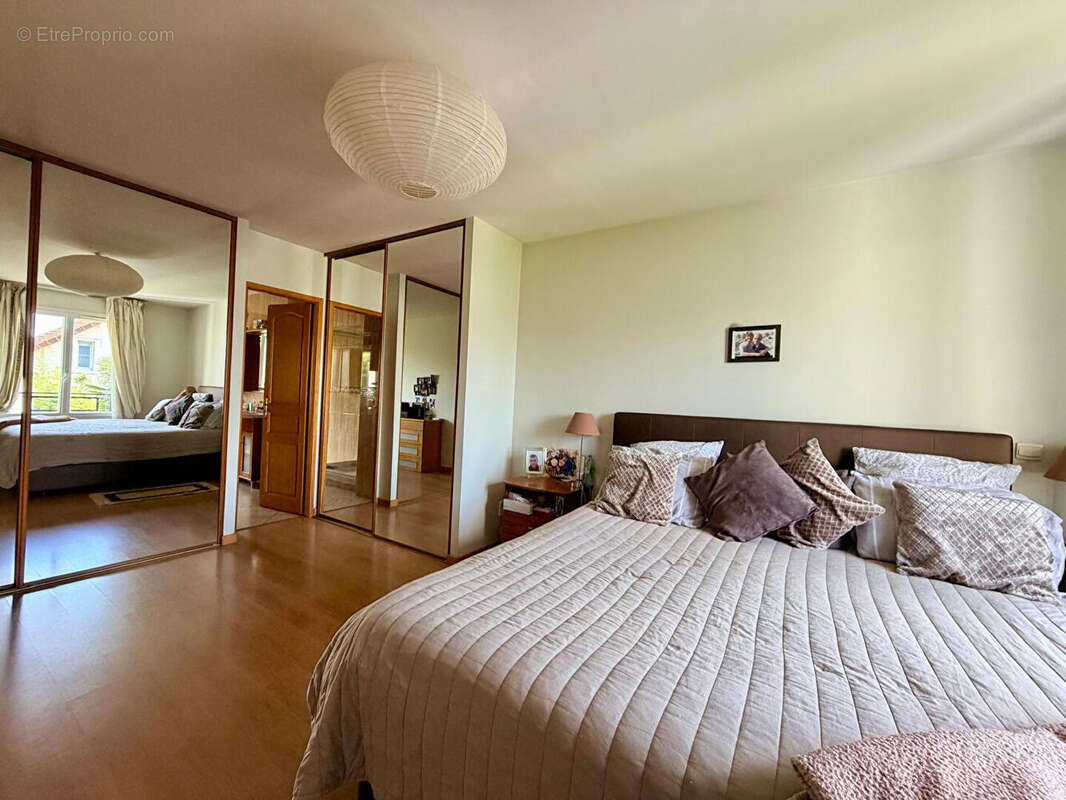 Maison à HOUILLES