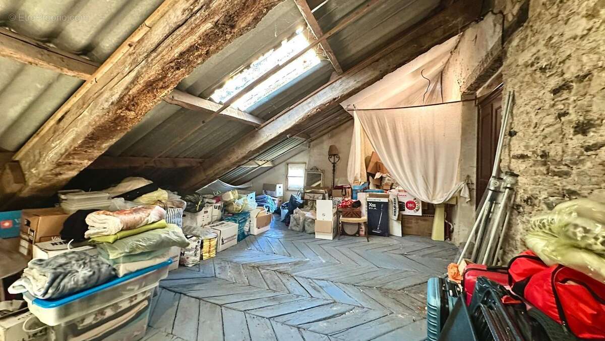 Maison à RULLAC-SAINT-CIRQ