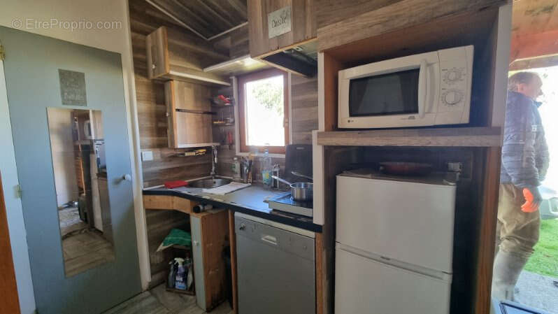 Maison à CHATEL-MONTAGNE