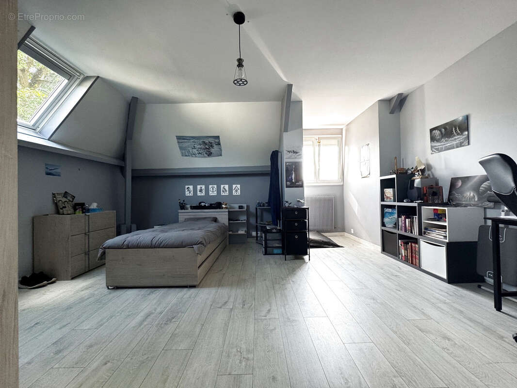 Maison à LA CHAPELLE-EN-SERVAL