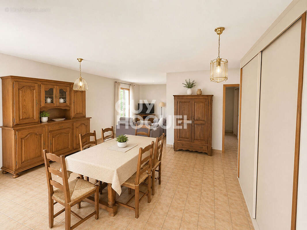 Proximité et vue sur  village d'Antraigues-Asperjoc - photo 3