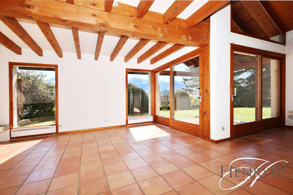 Maison à SAINT-ISMIER