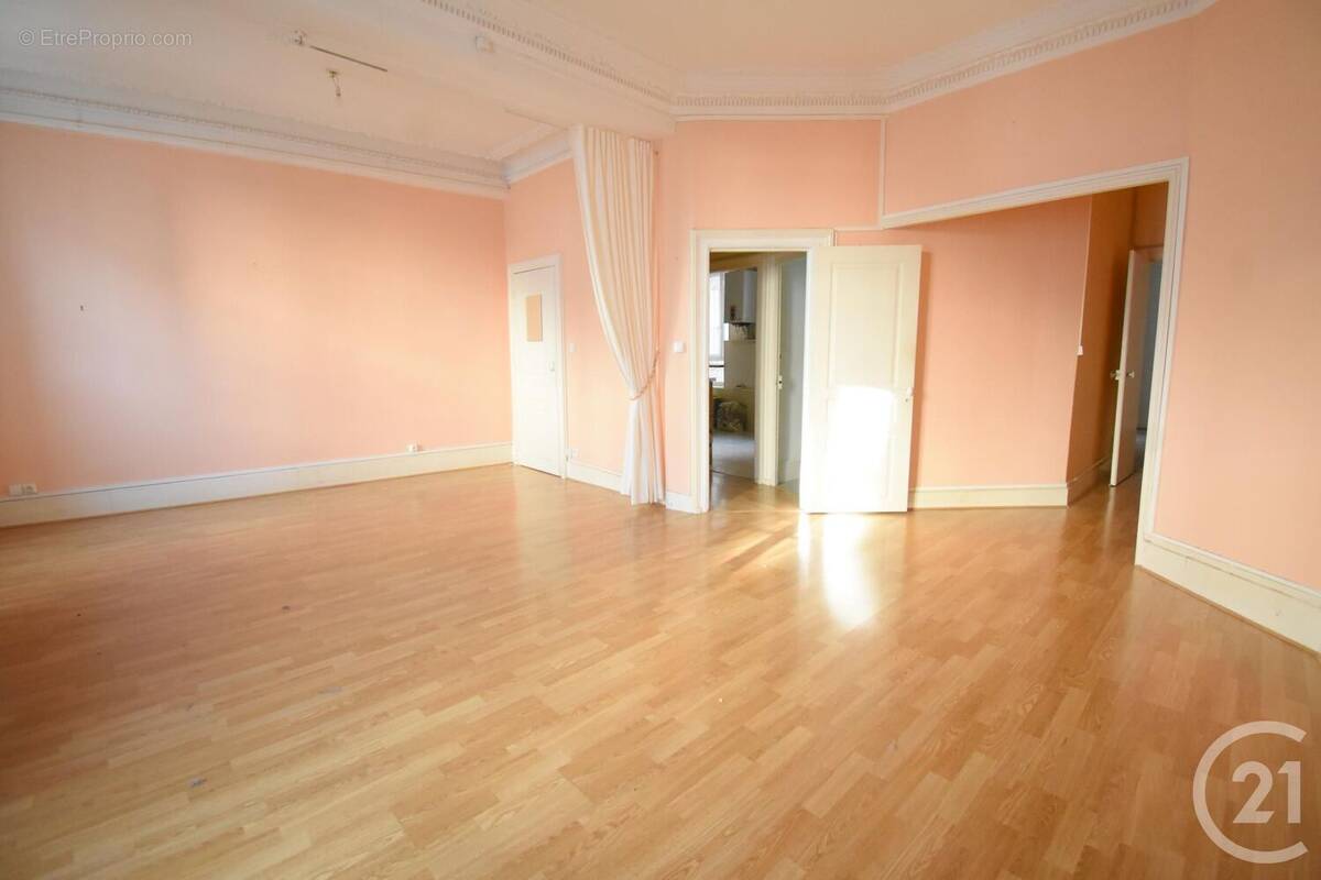 Appartement à VICHY