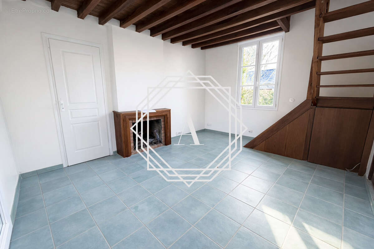 Maison à SAINT-CREPIN-IBOUVILLERS