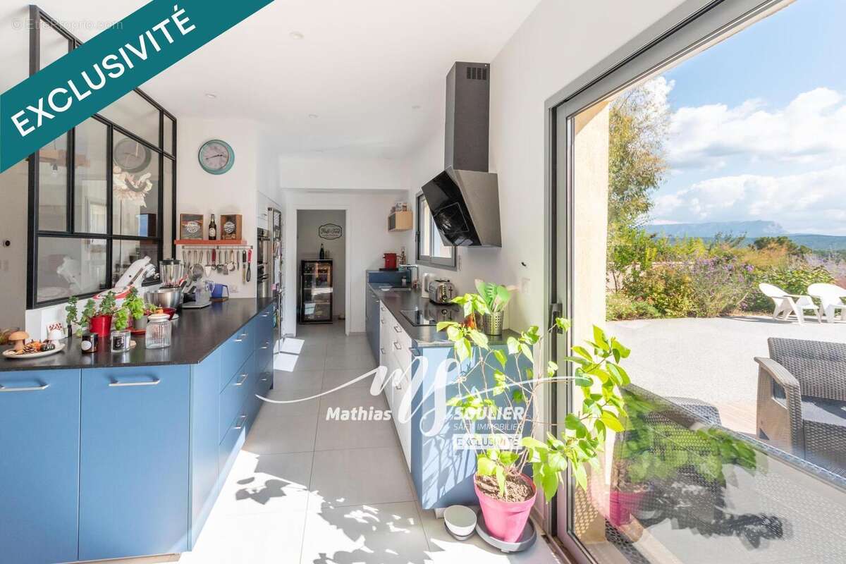 Photo 9 - Maison à VENELLES