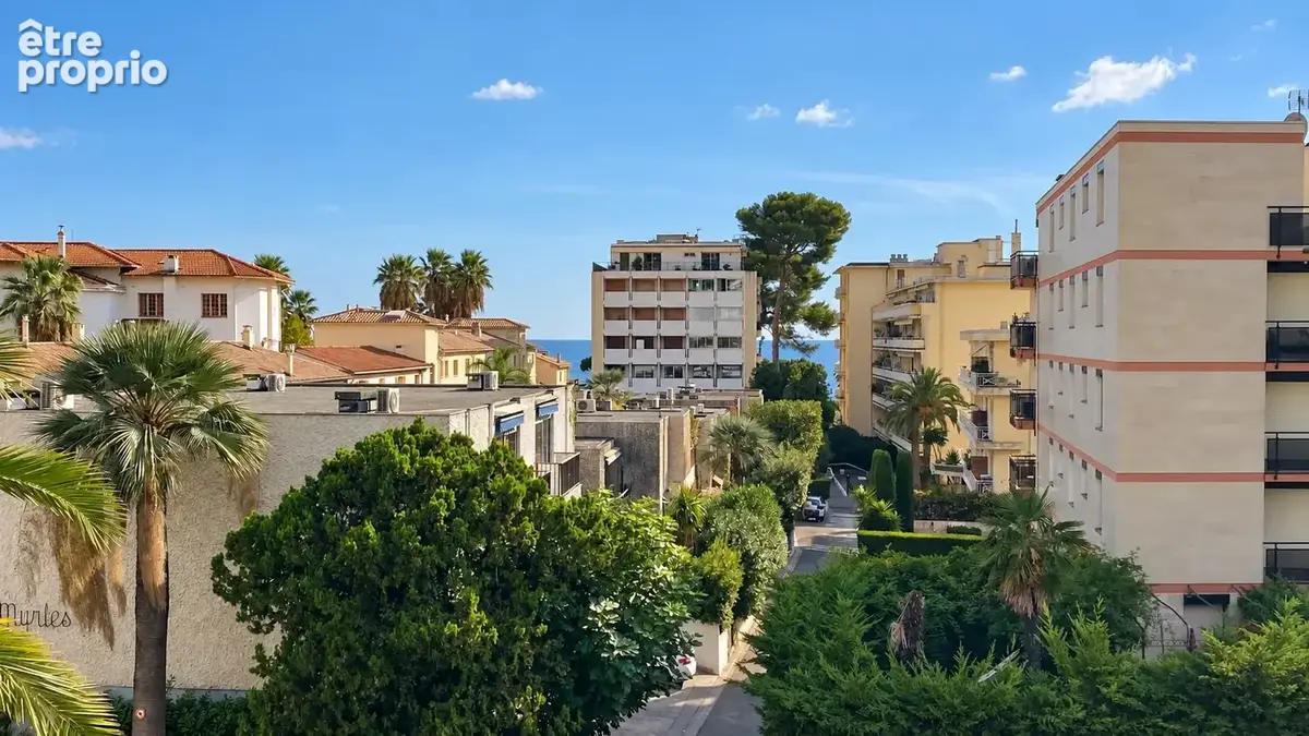 Cannes - bas croix des gardes - vente 2 pièces de 46,14 m2 - balcon - cave - photo 9