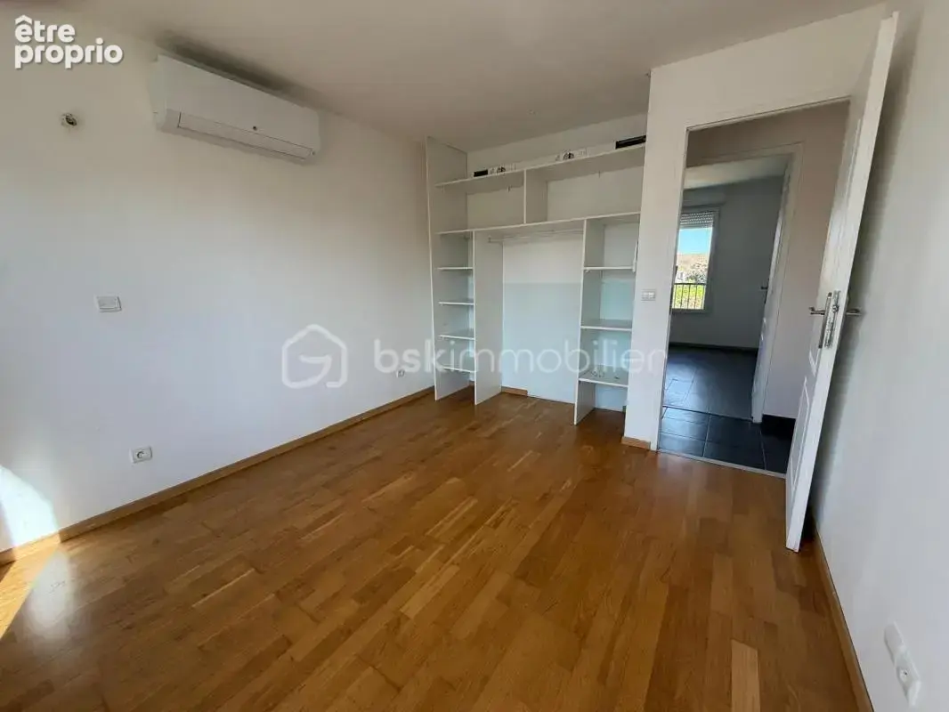 Maison familiale récente – 5 chambres – Pompe à chaleur – À 2 minutes de la gare d'Auneau - photo 12