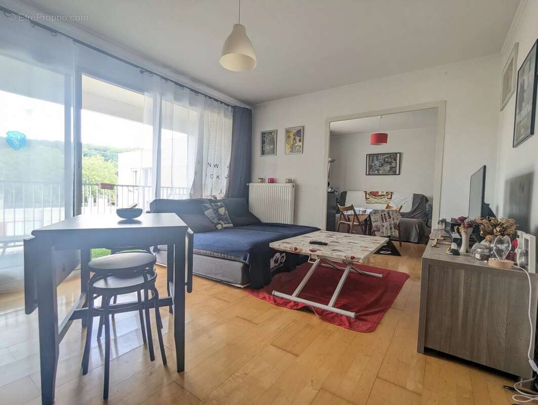 Appartement F3 de 62 m² avec cave et parking - photo 3