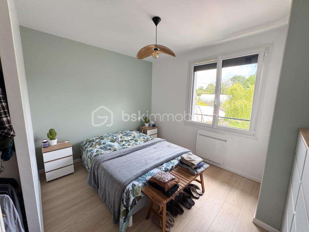 Maison à SAINT-PIERRE-LA-COUR