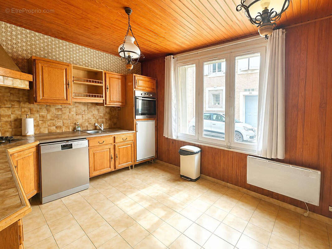 Maison de ville à fort potentiel à Narbonne - photo 4
