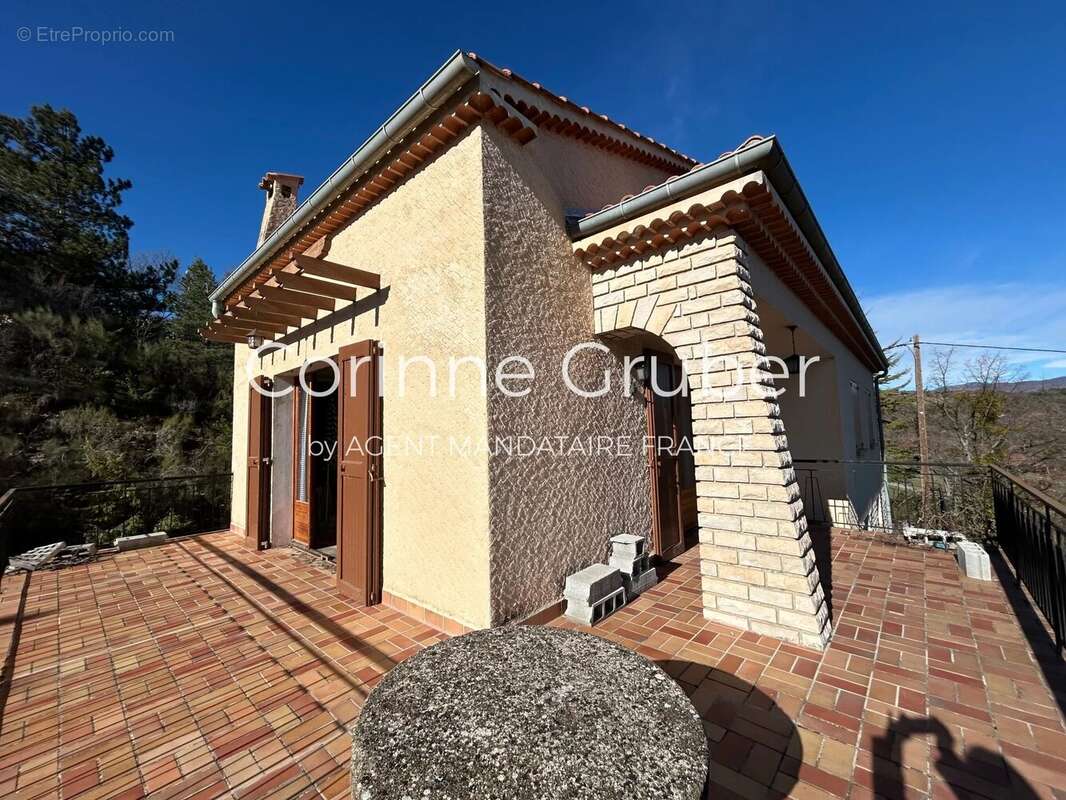 Maison à CHAMPTERCIER