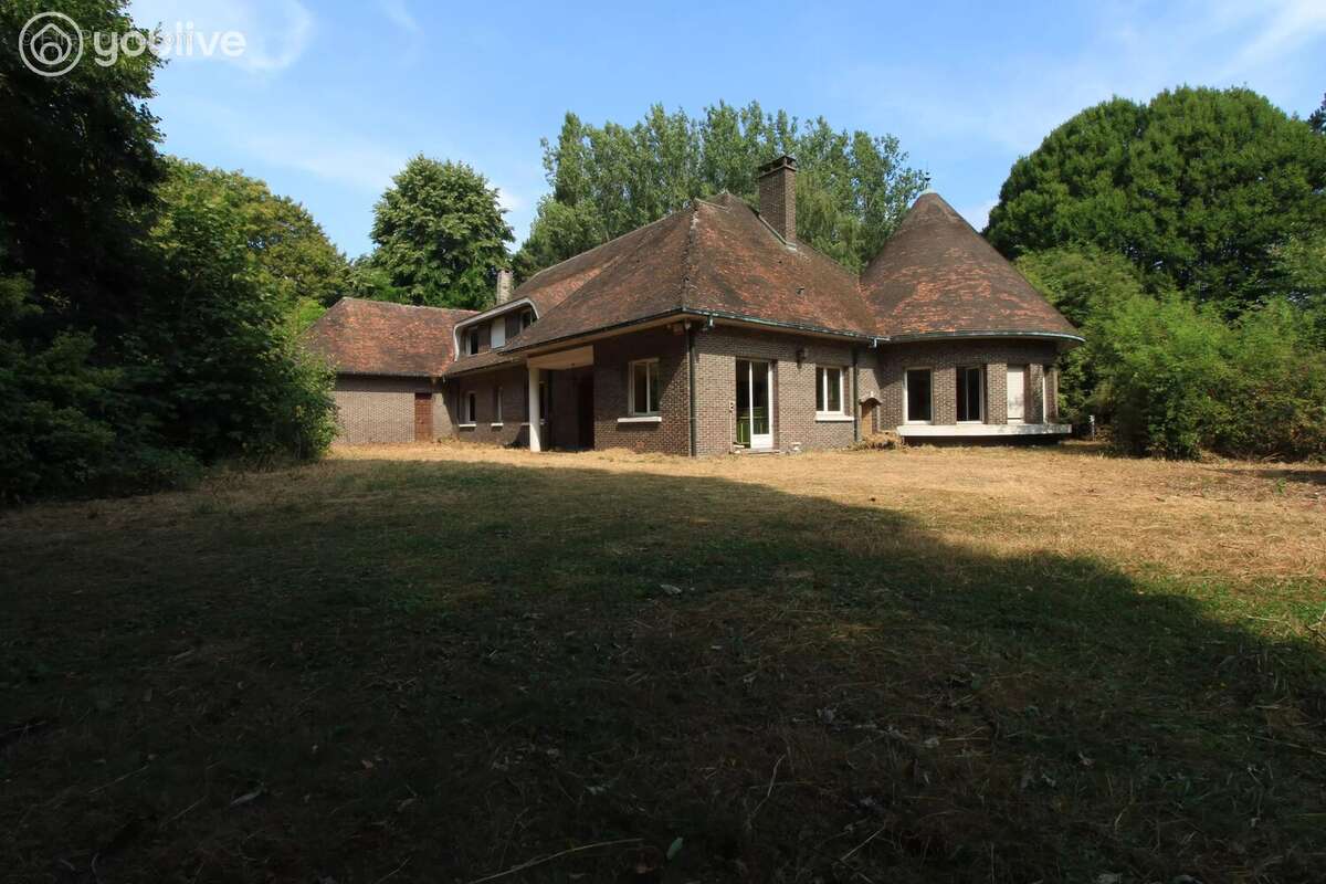 Propriété d'architecte de 316 m² sur un terrain de 14000 m² - photo 31