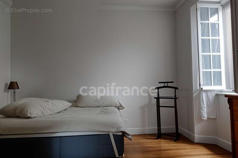 Maison à SAINT-MARTIN-CANTALES