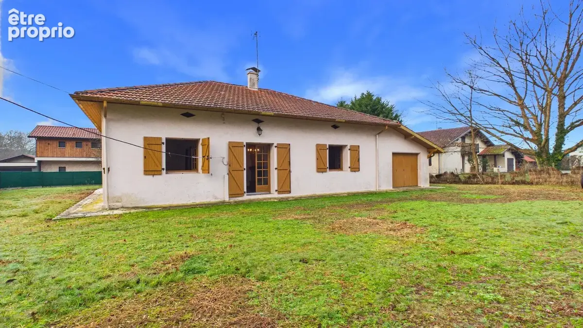 Maison des années 80 à rénover sur terrain constructible de 1191 m² - photo 4