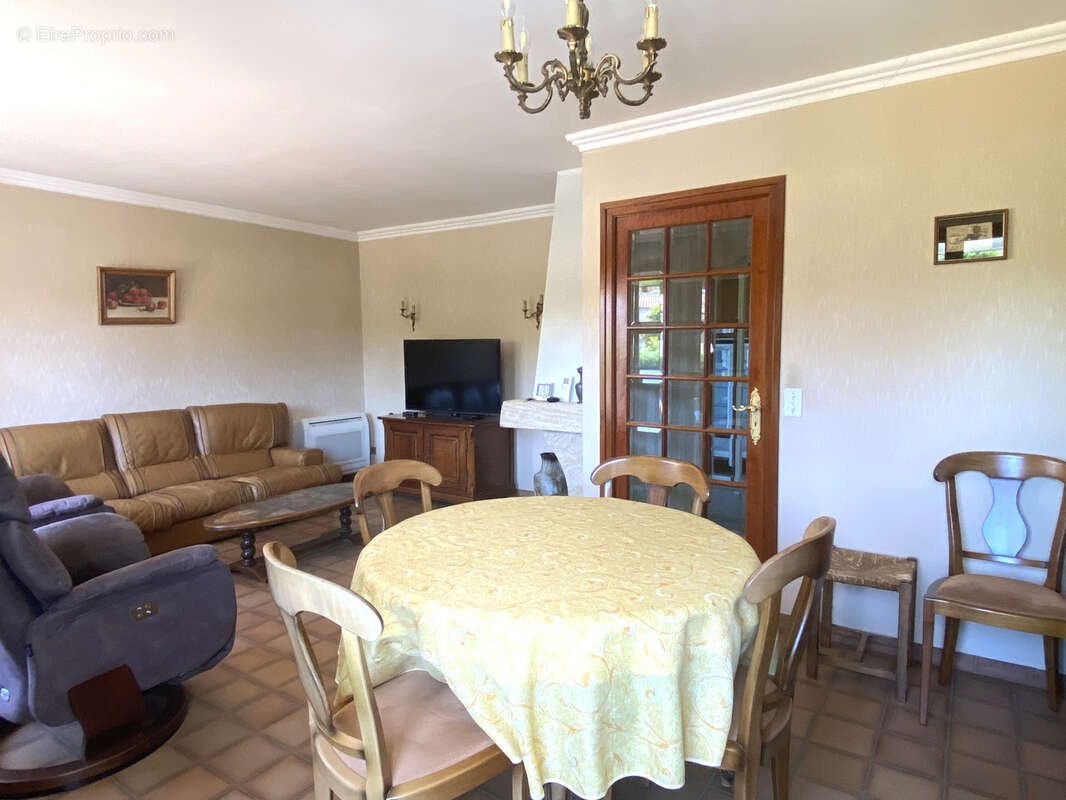 Villa familiale possibilité 2 logements avec grand terrain arboré à Chazay d’Azergues - photo 12