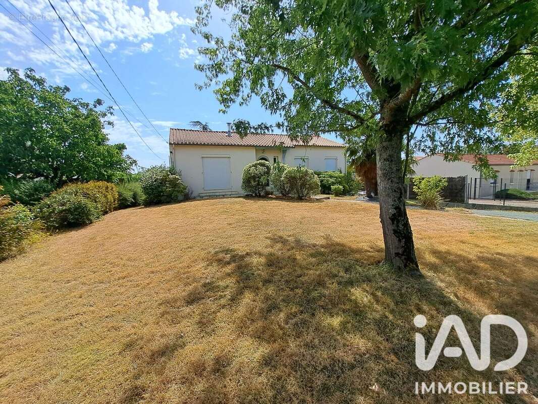 Maison 95 m² à Boussay  - photo 2
