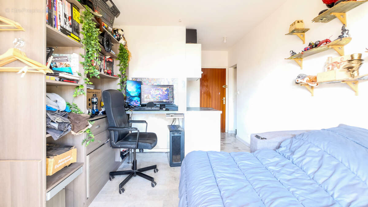 Appartement à HYERES