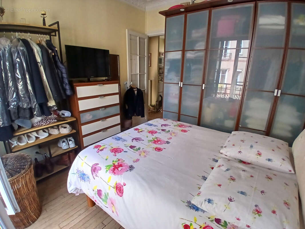 Appartement à PARIS-11E