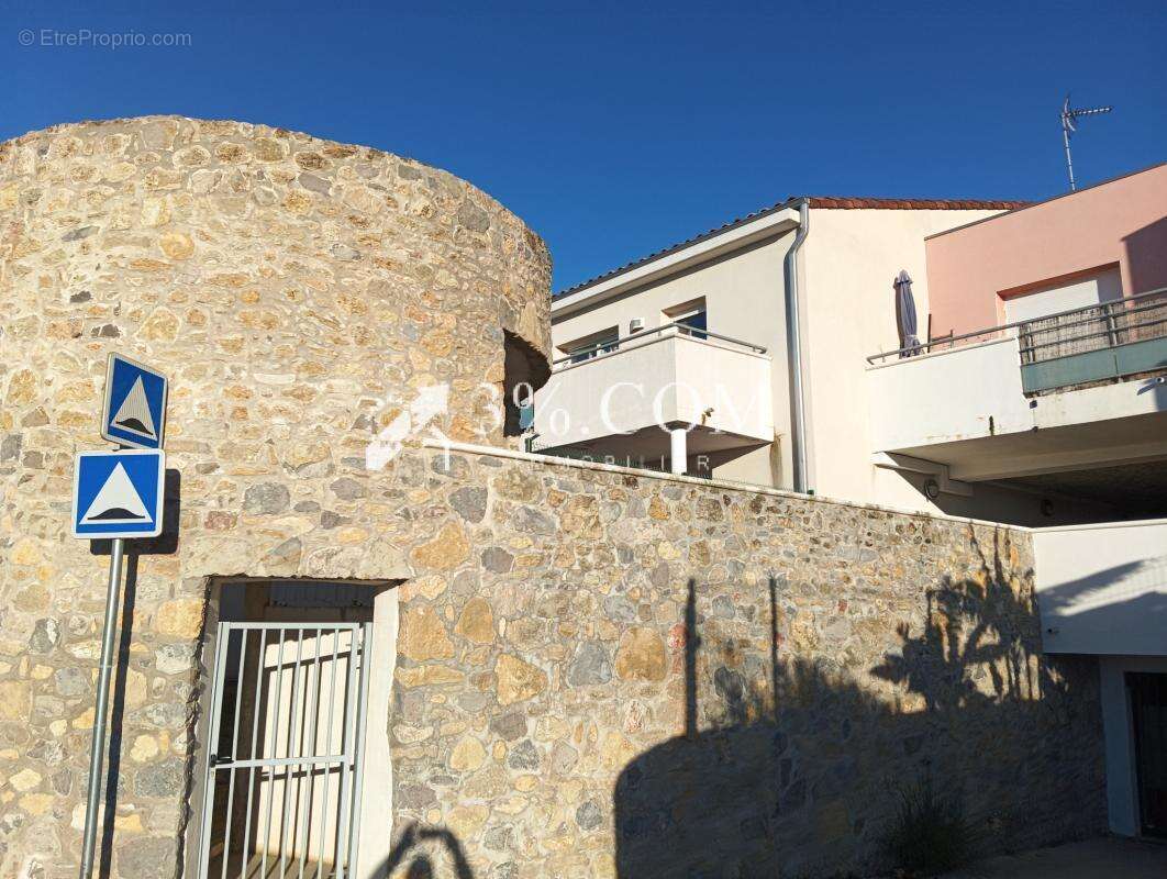 Appartement à POUSSAN