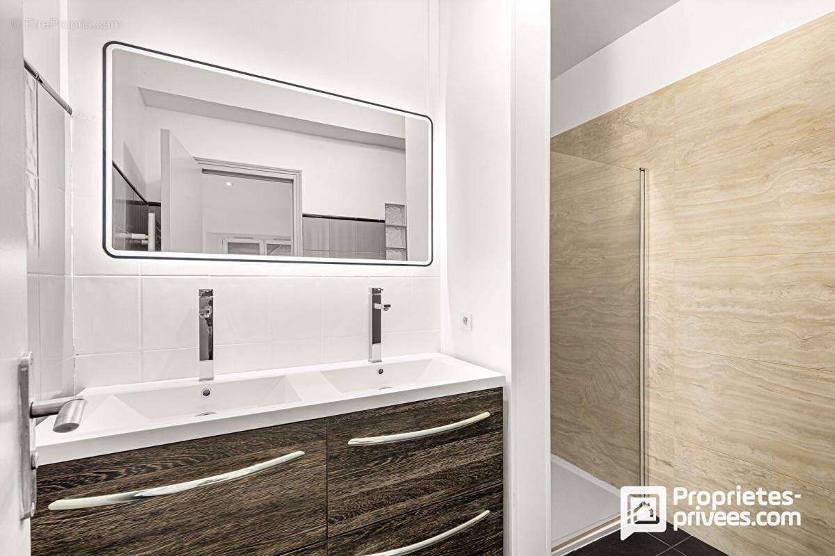Superbe appartement rénové de plain-pied au coeur du village de Peymeinade - photo 6