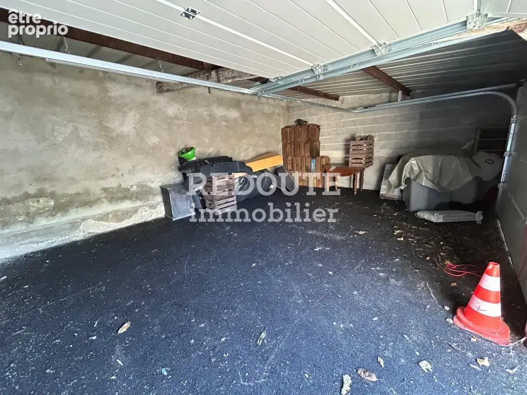 Local de stockage A Vendre env 150m2 REIMS - photo 3