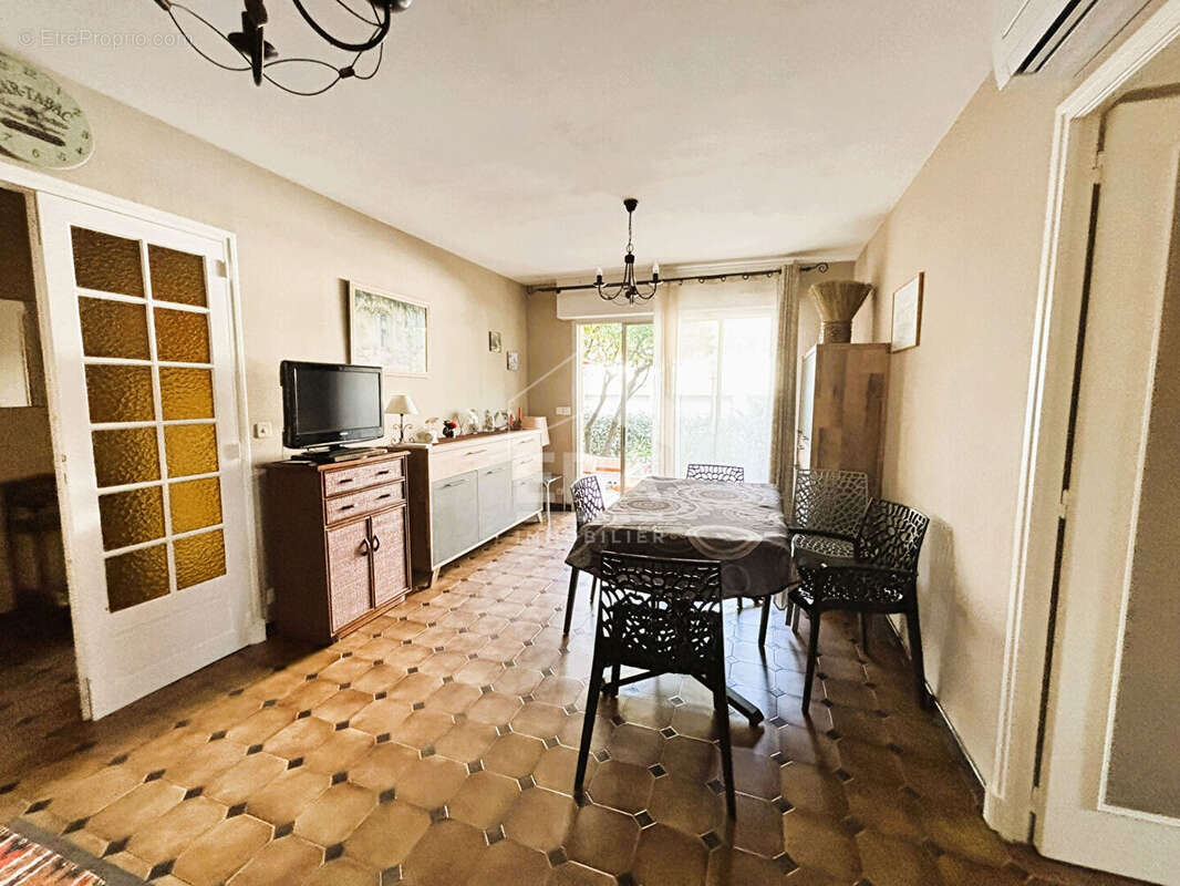 Appartement à FREJUS