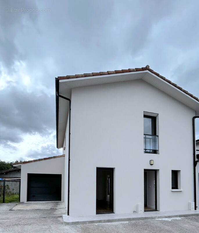 Maison à CESTAS