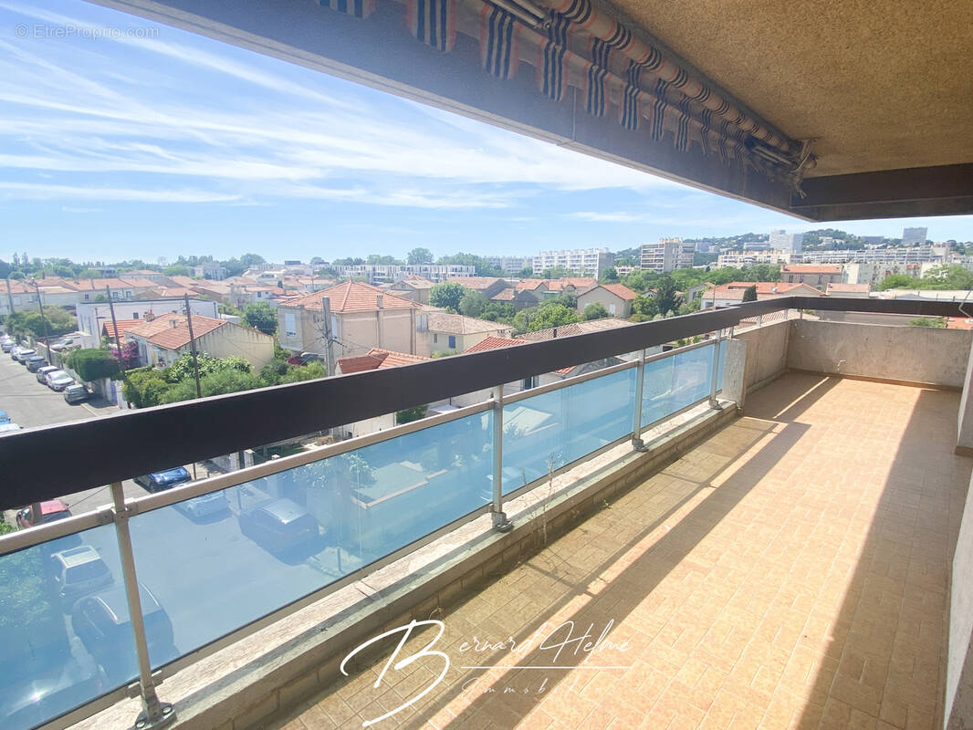 Appartement à MARSEILLE-8E