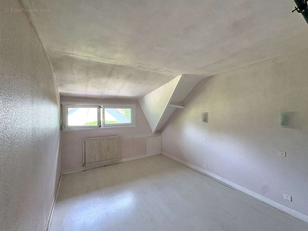Maison 8 pièces 210 m2 - charleville-mézières - photo 9