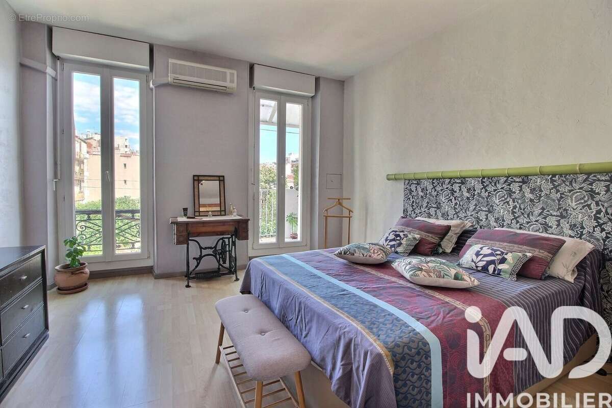 Photo 8 - Appartement à MARSEILLE-7E