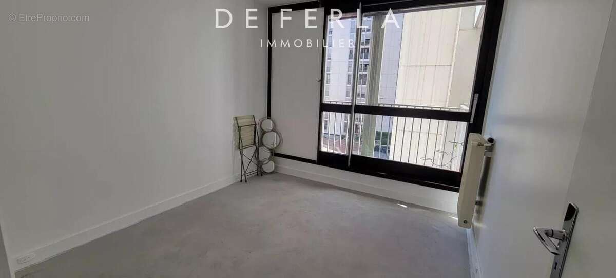 Appartement familial de 149,60 m² – Triple exposition, 5 chambres et fort potentiel - photo 4