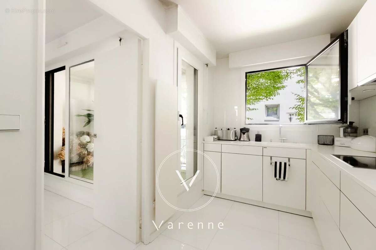Appartement à PARIS-20E