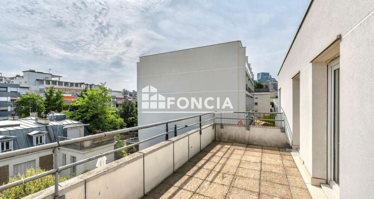Courbevoie - bd mission marchand - 6 pièces  - balcons / terrasse - deux parkings - cave - photo 11