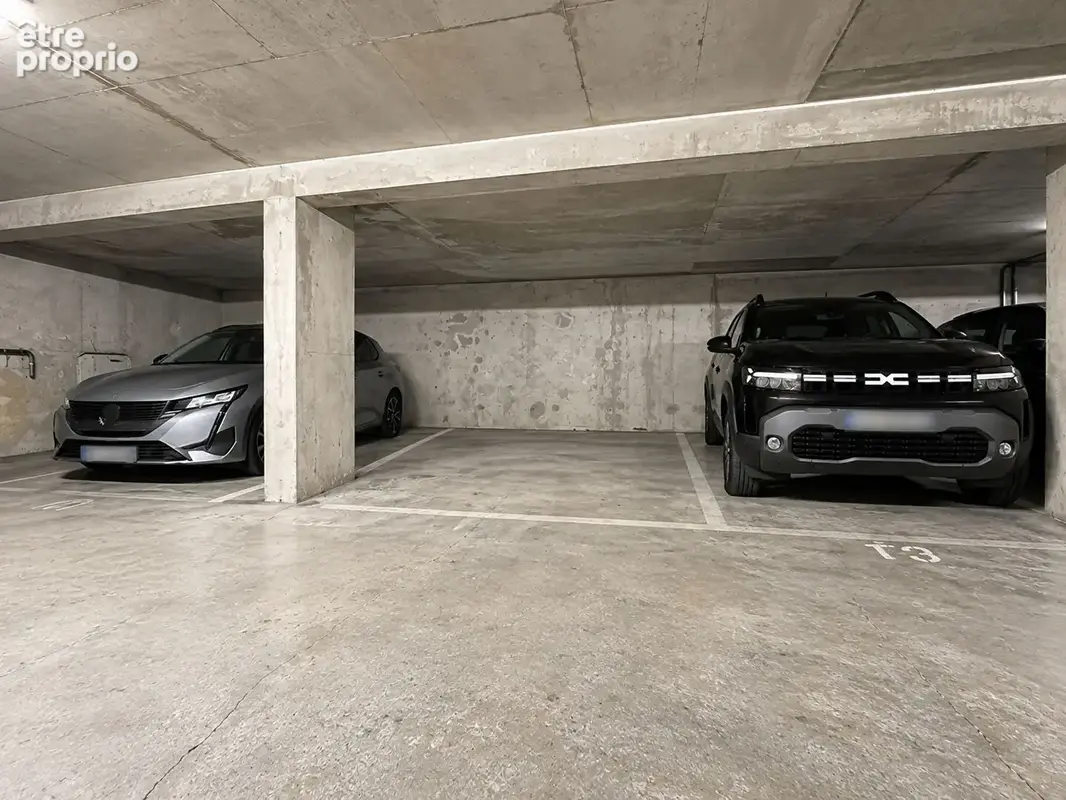 Photo Parking à Saint-Laurent-Du-Var au prix de 26 500€