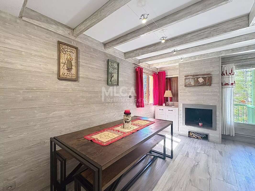 Appartement à SAINT-ETIENNE-DE-TINEE