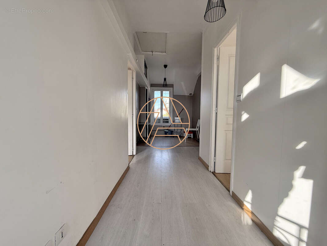 Appartement à SAINT-MAUR-DES-FOSSES