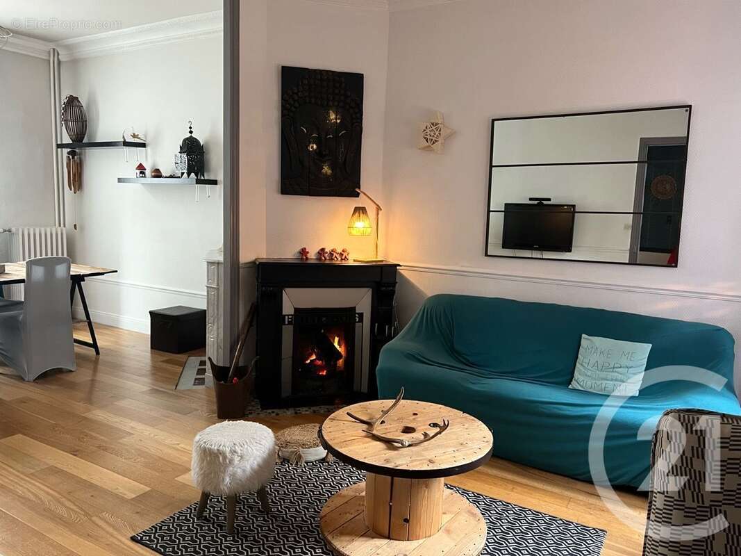 Maison à SAINT-QUENTIN