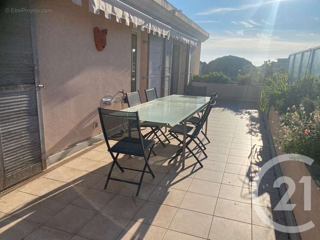Appartement à ROQUEBRUNE-CAP-MARTIN
