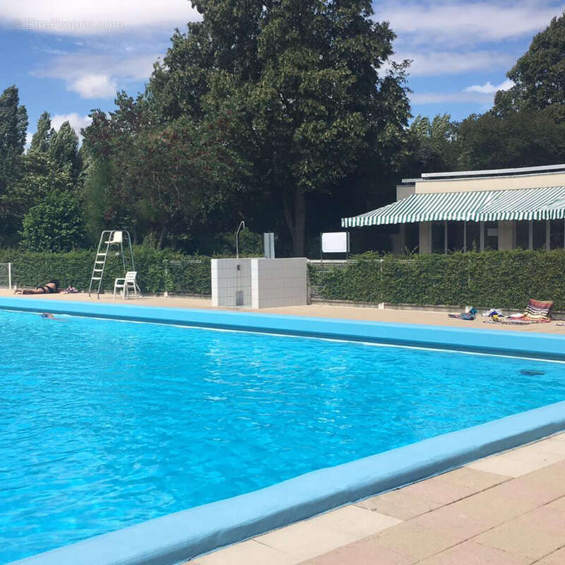 Appartement à FONTENAY-LE-FLEURY