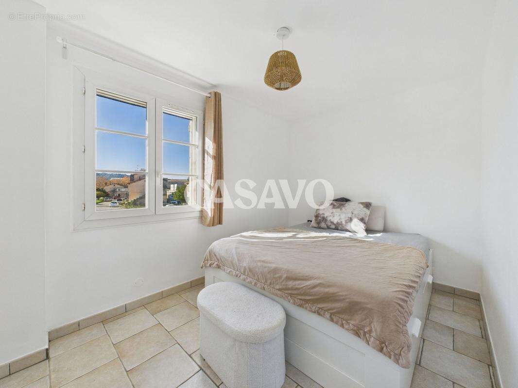 Appartement à PEYROLLES-EN-PROVENCE