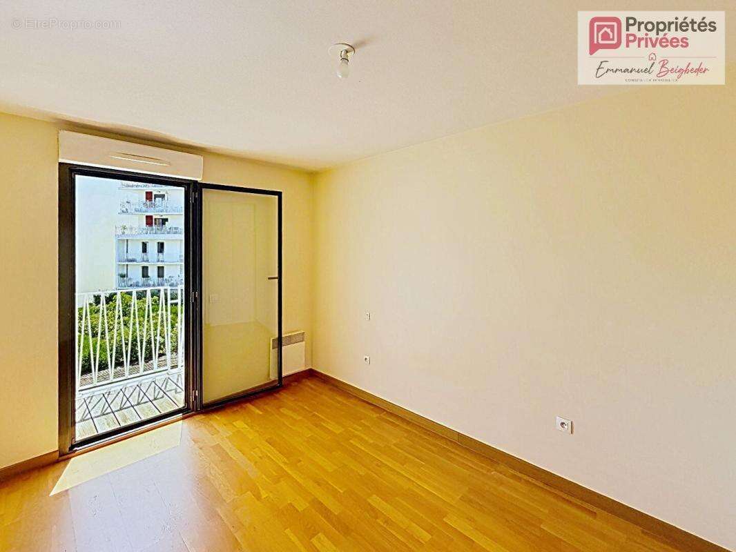 Appartement Bordeaux 4 pièceS 79.2 m2 terrasses parking - photo 8