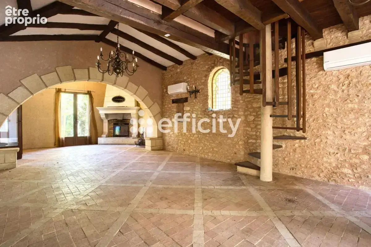 Maison 7 pièces 200 m² à vendre à Notre-Dame-De-Sanilhac (24660) - photo 2