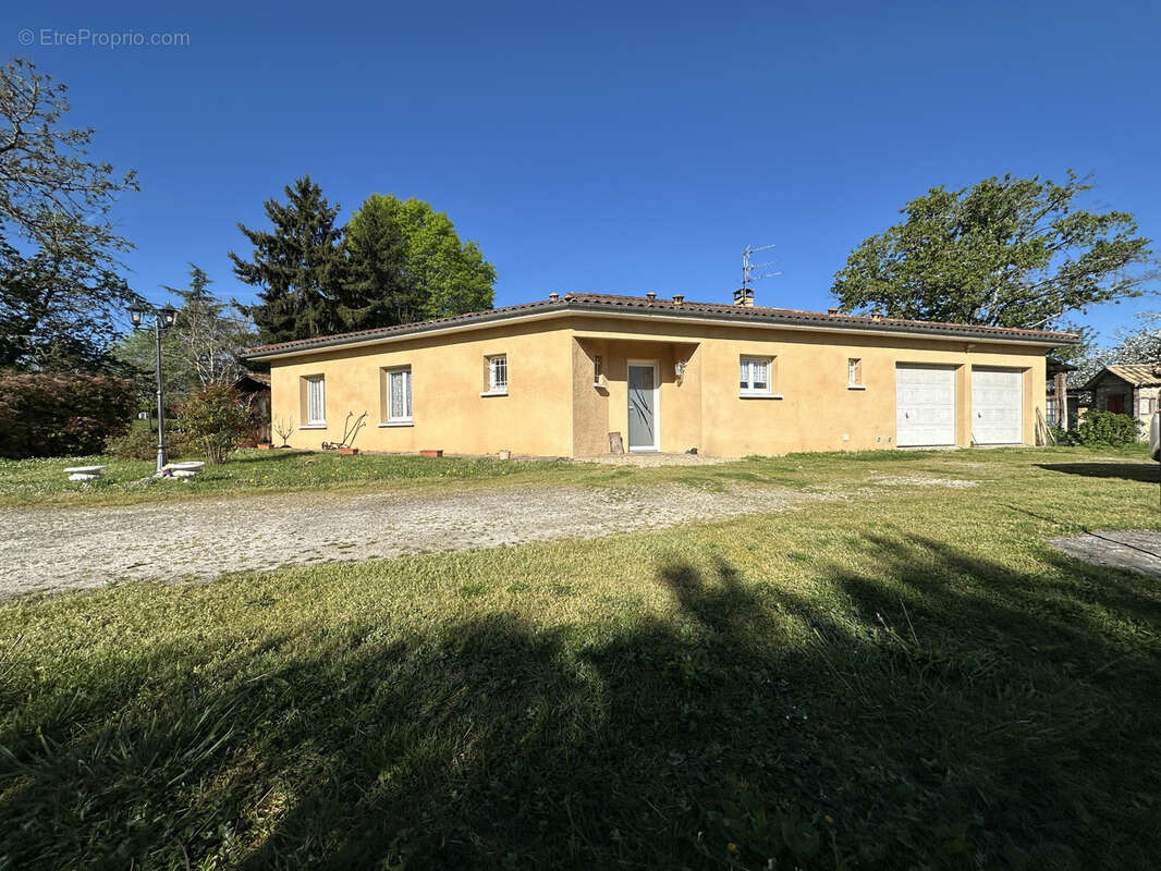 Maison à SAINT-AULAYE