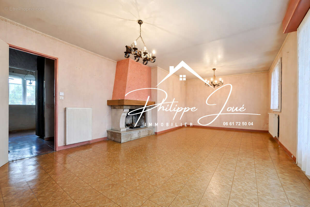 Maison 4 pièces de 81 m2 à Villeneuve l'Archevêque 89190 - photo 2