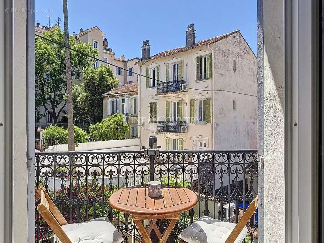 Appartement à CANNES