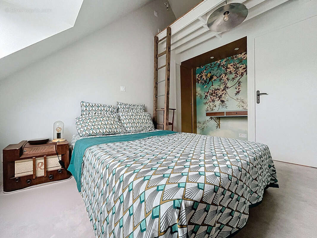 Maison à MINIAC-MORVAN