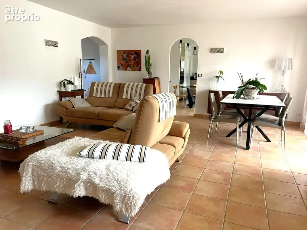Vinça Hors lotissement sur 2000 M2 Arboré et verdoyant Villa 4 Faces  Piscine - photo 5
